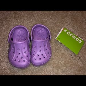 Crocs baby girl sandals size 4-5 NWT